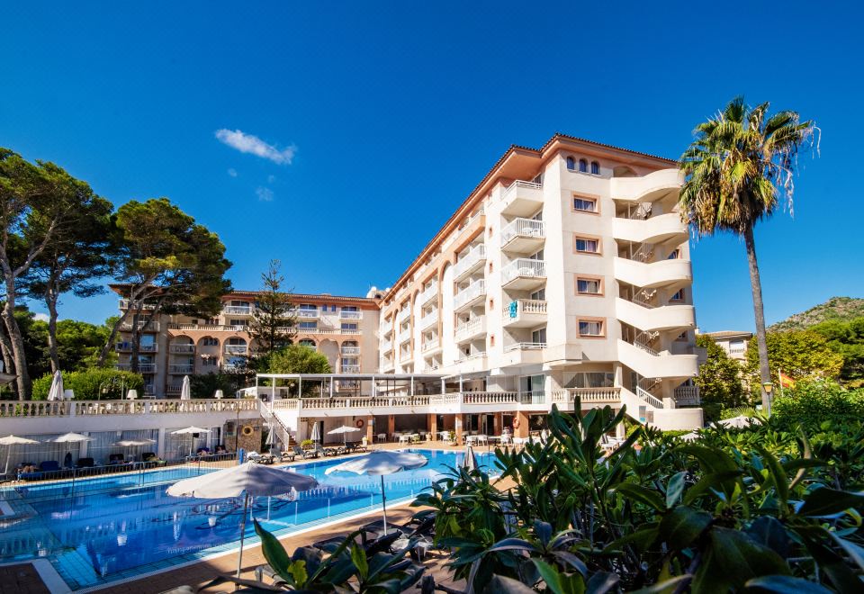 hotel overview picture
