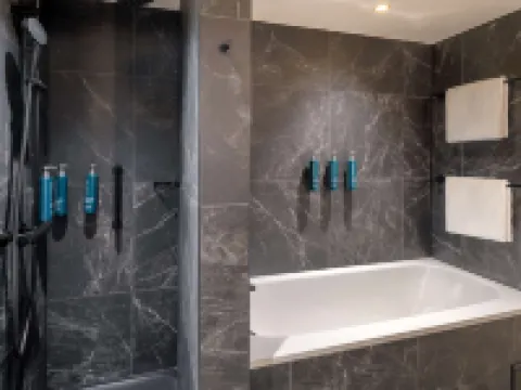 Hilton Paris la Defense Hotels near La Defense Station