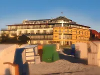 Strand-Hotel Hübner Отели в г. Варнемюнде