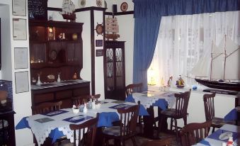 Home and Away Guesthouse