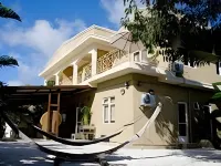 Bleu de Toi Boutique Hotel Các khách sạn gần Grand Baie