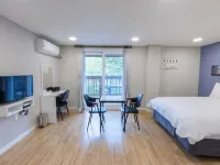 Camp Jirisan Parkview Hotels in Gurye