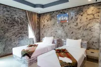 Buengngarm Resort Hotels near Wat PA Dan Thep Mongkhon