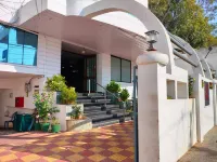 OYO Flagship 7999 Hotel Sripada