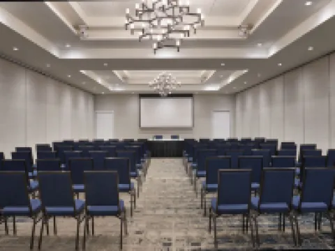 Four Points by Sheraton Point Edward Sarnia Hotels in Point Edward