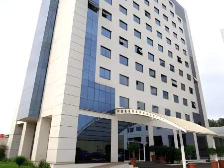 Bourbon Ponta Grossa Convention Hotel