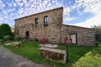 Lar da Mota Boutique Hotel Hotels in Dombodán