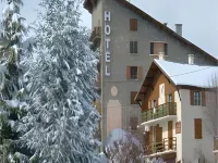Adonis le Chastellan Hotels in Puget-Théniers