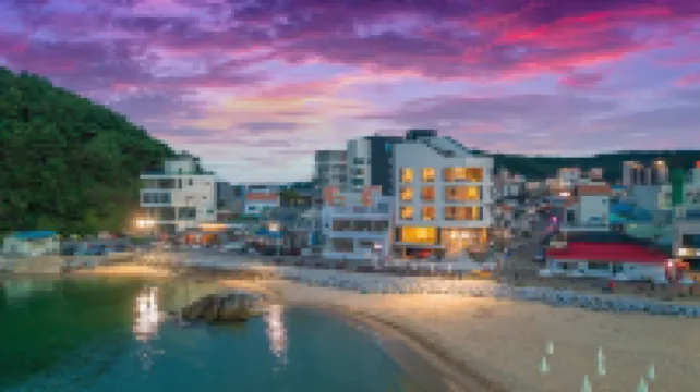 Yangyang Mahalo Hotel (Yangridan-Gil, Jukdo Beach)