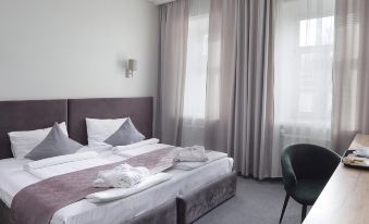 Diplomat Residence Hotel