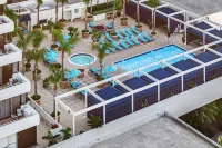 Renaissance Newport Beach Hotel - Beach