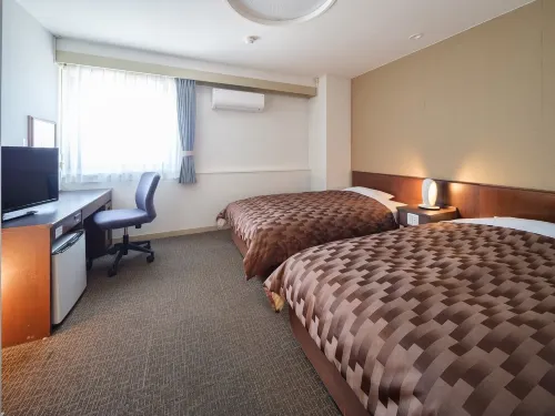 Yokaichi Royal Hotel Hotel di Hino