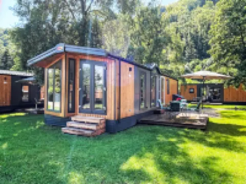 Tiny Haus Raabennest Hotels in Riedenburg