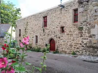 Arbenn 2 Hotels in Treguier