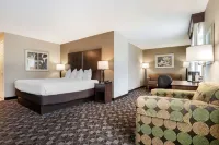 Best Western Plus Oak Mountain Inn - Parkplatz
