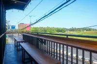 Urbanview KeTemon Hotel & Resto Yia by RedDoorz