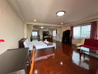 Yamadaya Apartment