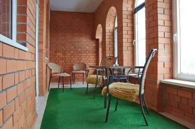 เซเวน คิงส์ โรงแรมใน