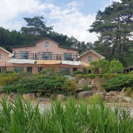 Geochang Byeongmajung Pension