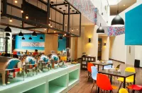 Idoop Hotel by Prasanthi فنادق في Pejanggik