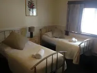 The Nags Head Hotels in Chichester