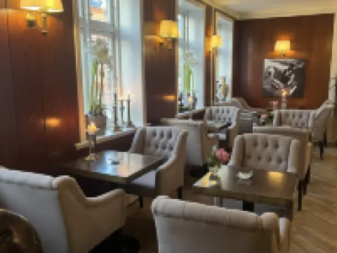 Park Hotel & Vinbar Hotels in Frederikshavn