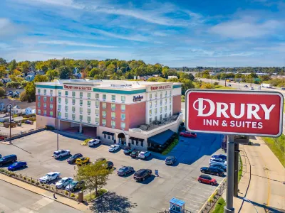 Drury Inn & Suites St. Louis Forest Park Hotels near Forest Park