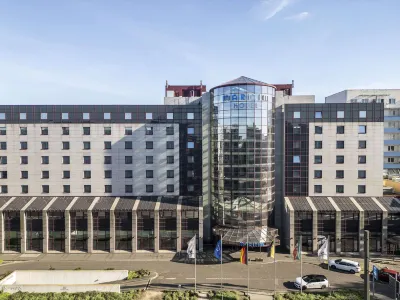 Maritim Hotel Magdeburg Hotel dekat Herrenkrug Park