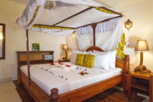 Mapenzi Suite Deluxe Suite Sea View with AC - 3-Sterne