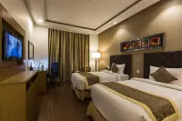 The Grand JBR Hotel 곰티 나가르 주변 호텔