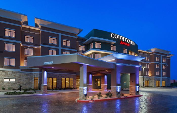 Courtyard San Angelo