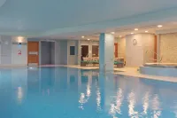 Cheltenham Chase Hotel & Spa - ที่มีสระว่ายน้ำ