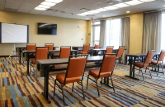 Fairfield Inn & Suites Madison Verona