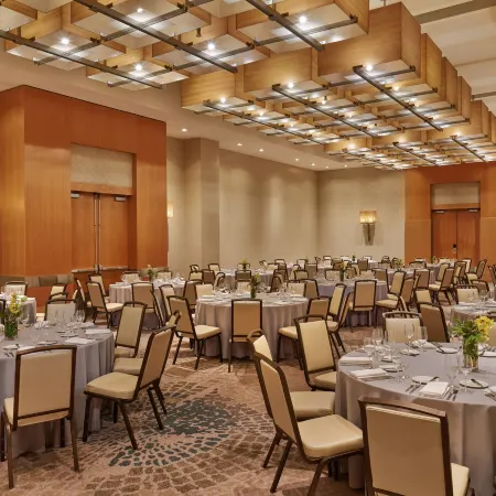 The Westin Detroit Metropolitan Airport