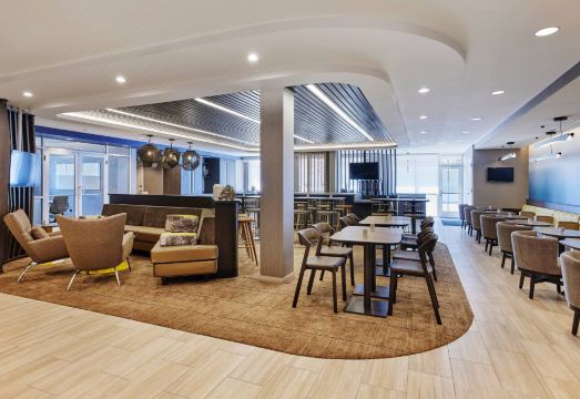 SpringHill Suites Chicago Chinatown