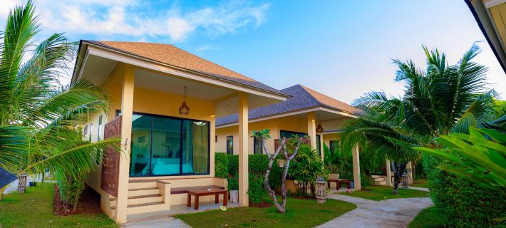 Villa Phra Chan Resort Hotels in Tha Mai