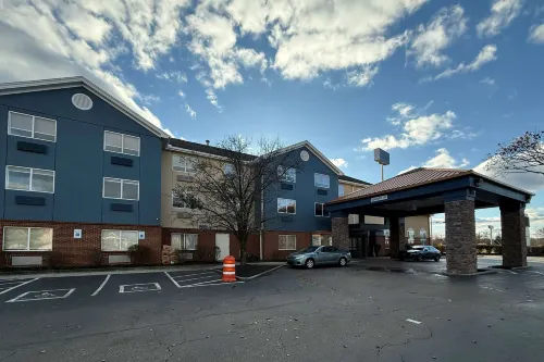 Comfort Inn & Suites Sharonville - Cincinnati North - Wifi