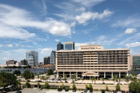 DoubleTree by Hilton Jacksonville Riverfront
