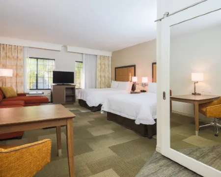 Hampton Inn & Suites Camarillo Hotels in Camarillo