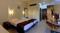 Hotel Orient Crown, Kolhapur Hotels in Toap