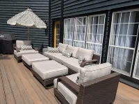 Spacious and Serene Smoky Mountain Retreat- the Perfect Launch for the Dragon!
