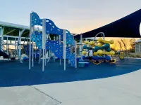 3 Bedroom Beach Townhouse17, one block to beach, Gulfport/Biloxi - 3 ดาว