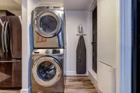 Modern Comfort Apt Near Historic Snohomish