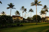 Stunning Ocean View - Steps from the beach - Kahala 623
