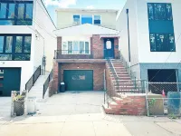 Luxurious Designer's Home 4 Bed 3 bath with Gaming Rm