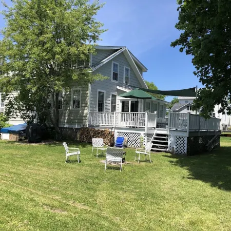 Historic New England Home ,Reunions Beach Pass