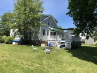 🏡🐕Large Hist. New England home❤🐕Pet❤Reunions😎Beach pass Hotels near Bishop's Orchards Farm Market & Winery