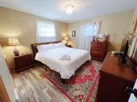 Upscale City Cottage Getaway - 4-Star