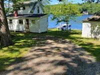 "Uptacamp" feel, true Maine style Camp Hotels in Lincolnville