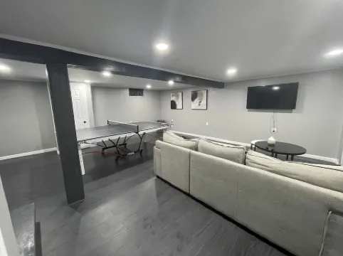 The Heart of Cape Cod - 3 bed  2 bath Hyannis Cottage